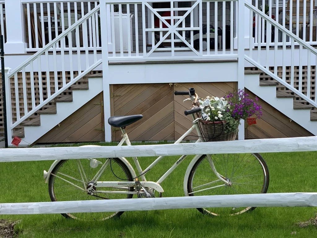 4 bed, 3 bath apartment for rent at 66 Hulbert Ave, Nantucket — photo 30 of 38