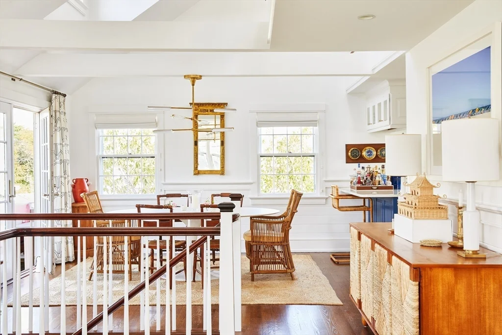 4 bed, 3 bath apartment for rent at 66 Hulbert Ave, Nantucket — photo 8 of 38