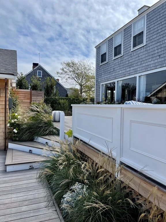 6 bed, 3 bath apartment for rent at 66 Hulbert Avenue North House, Nantucket — photo 19 of 22