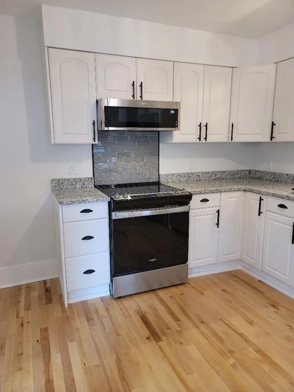 2 bed, 1 bath apartment for rent at 66 James St Unit B, Barre — photo 2 of 26