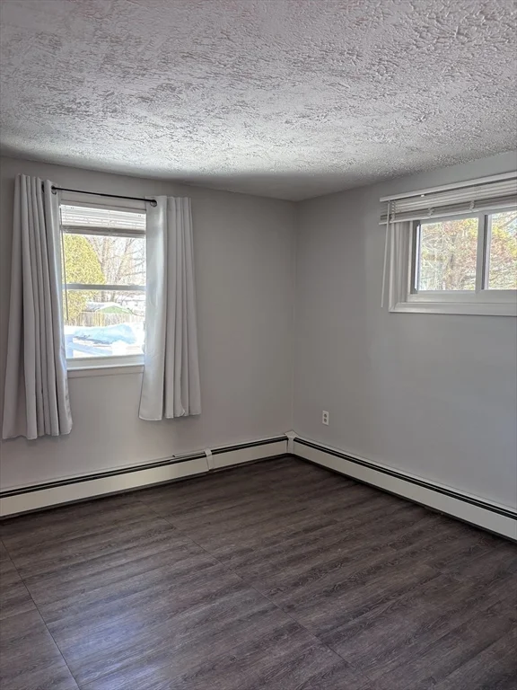 2 bed, 1 bath apartment for rent at 66 Janet Circle Unit 66, Shrewsbury — photo 8 of 14