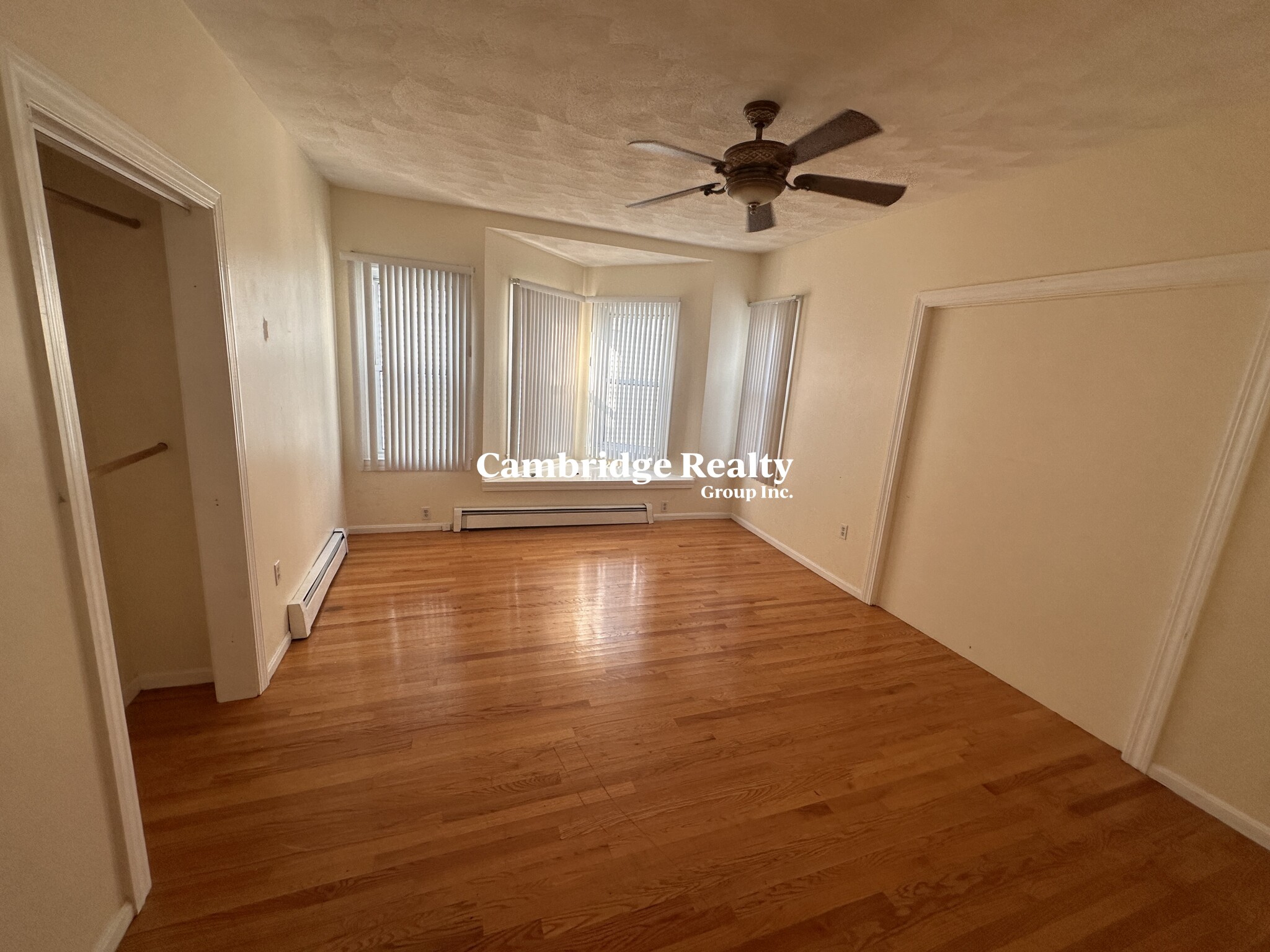 3 bed, 1 bath apartment for rent at 66 Kenmere Rd Unit 2T, Medford — photo 10 of 19