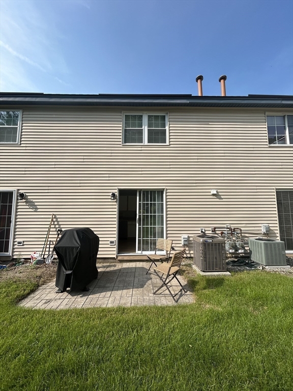 2 bed, 1 bath apartment for rent at 66 Kennedy Dr Unit 66, Chelmsford — photo 14 of 15