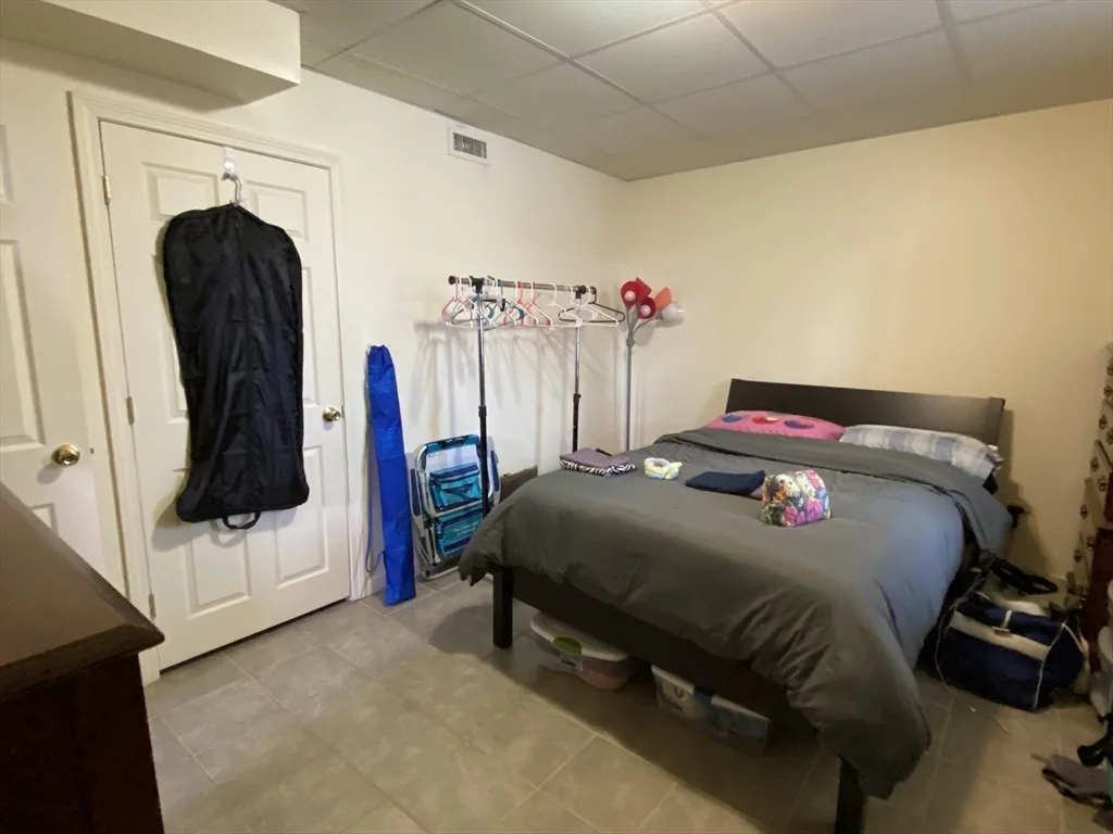 1 bed, 1 bath apartment for rent at 66 Lake Ave Unit 1-14, Melrose — photo 9 of 10
