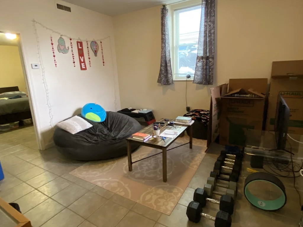 1 bed, 1 bath apartment for rent at 66 Lake Ave Unit 1-14, Melrose — photo 6 of 10