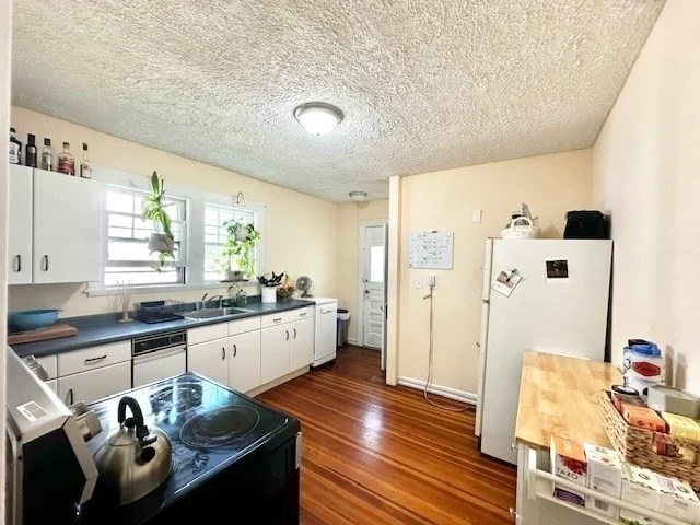 2 bed, 1 bath apartment for rent at 66 Lake St Unit 66, Arlington — photo 6 of 13