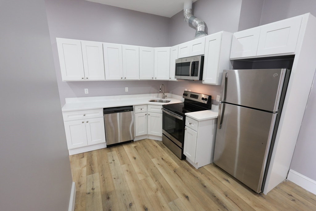 1 bed, 1 bath apartment for rent at 66 Main St Unit 3A, Taunton — photo 2 of 21