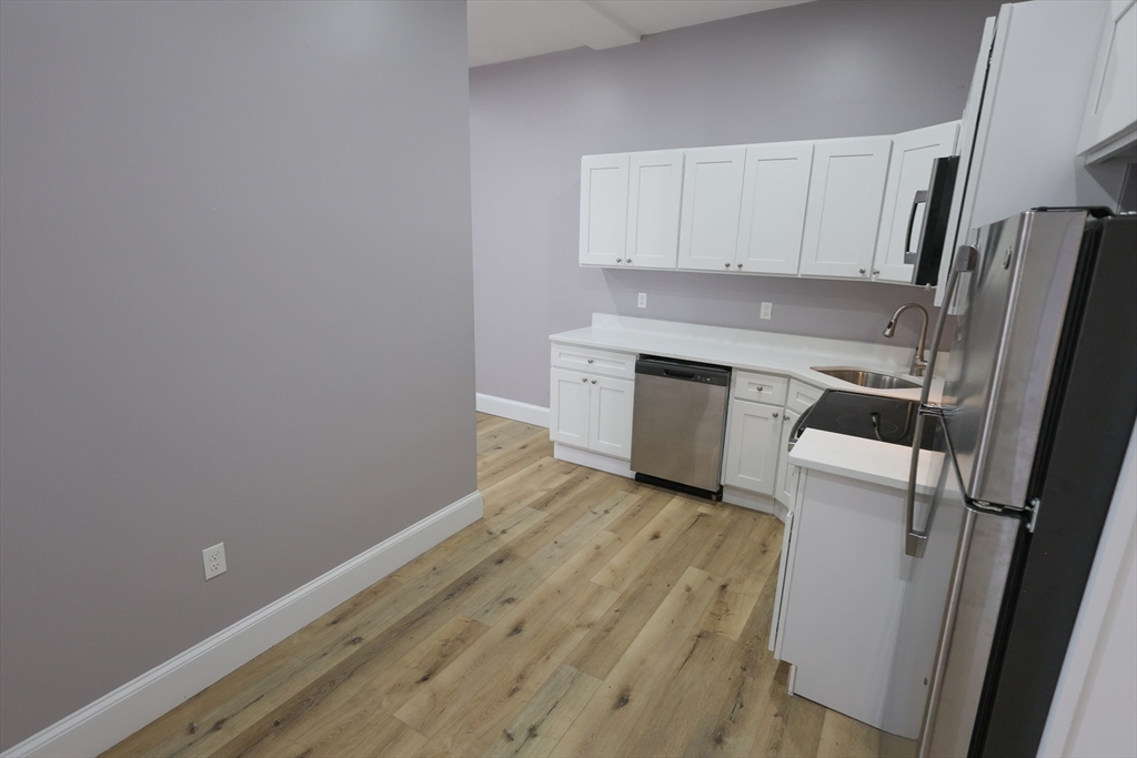1 bed, 1 bath apartment for rent at 66 Main St Unit 3A, Taunton — photo 5 of 21