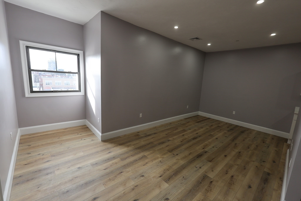 1 bed, 1 bath apartment for rent at 66 Main St Unit 3A, Taunton — photo 11 of 21