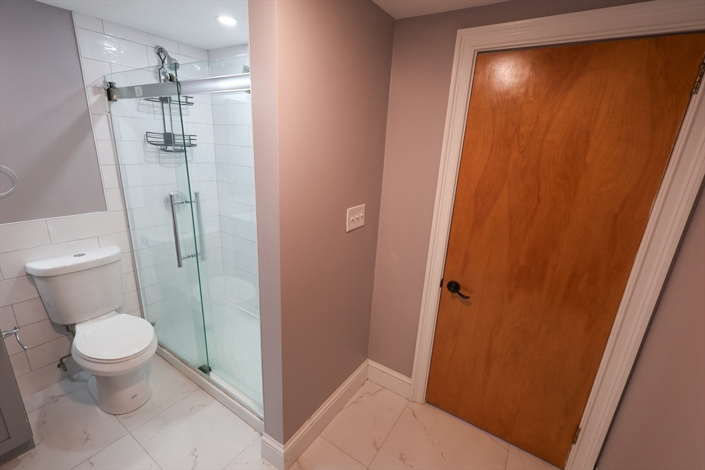1 bed, 1 bath apartment for rent at 66 Main St Unit 3B, Taunton — photo 14 of 17