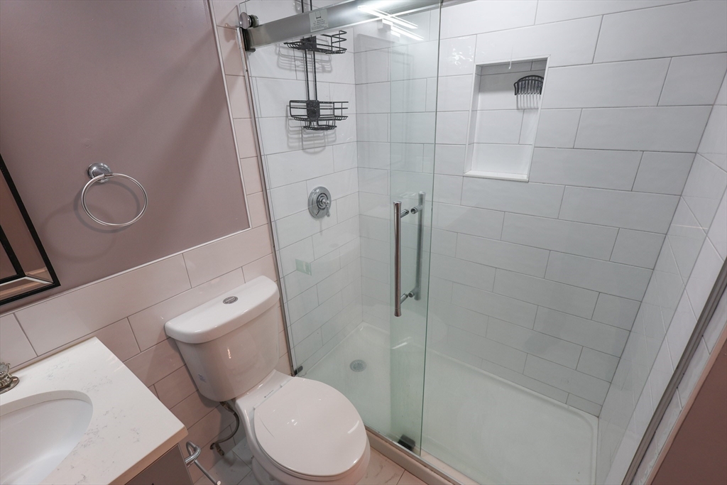 1 bed, 1 bath apartment for rent at 66 Main St Unit 3B, Taunton — photo 15 of 17