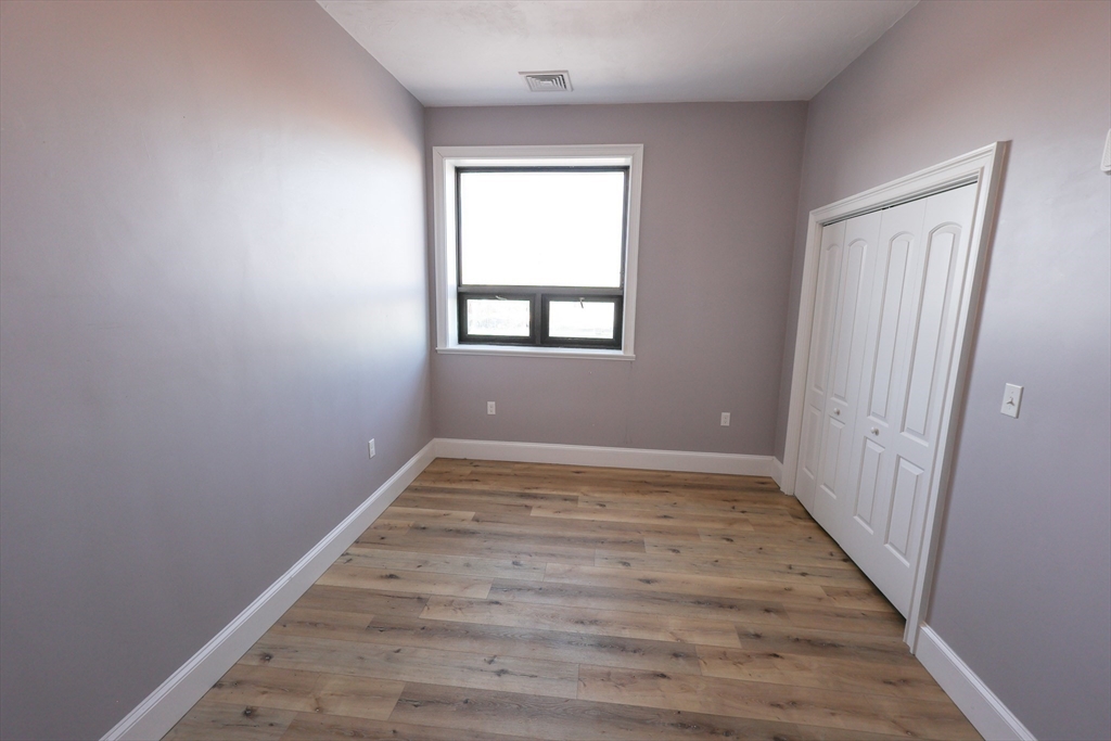 1 bed, 1 bath apartment for rent at 66 Main St Unit 3B, Taunton — photo 8 of 17