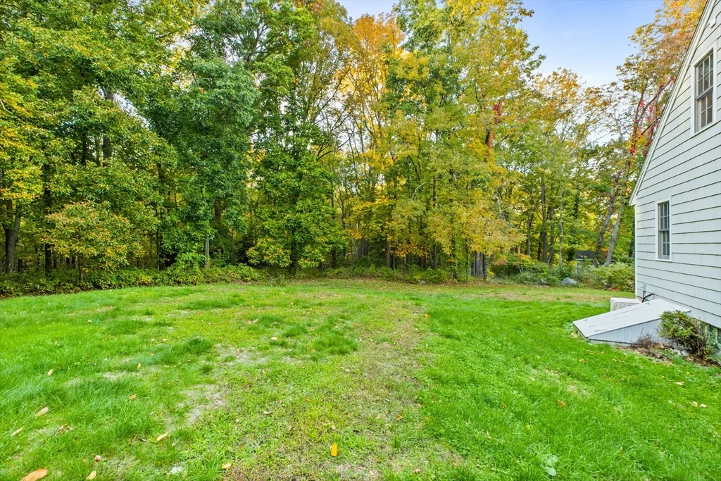 3 bed, 2 bath apartment for rent at 66 Mann Lot Rd Unit R, Scituate — photo 22 of 23