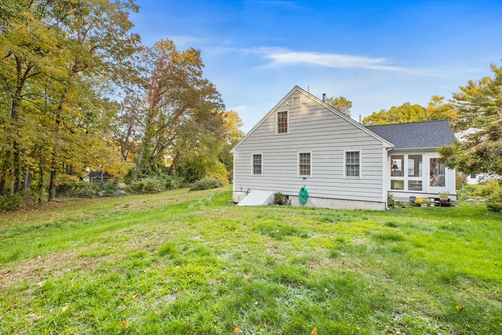 3 bed, 2 bath apartment for rent at 66 Mann Lot Rd Unit R, Scituate — photo 20 of 23