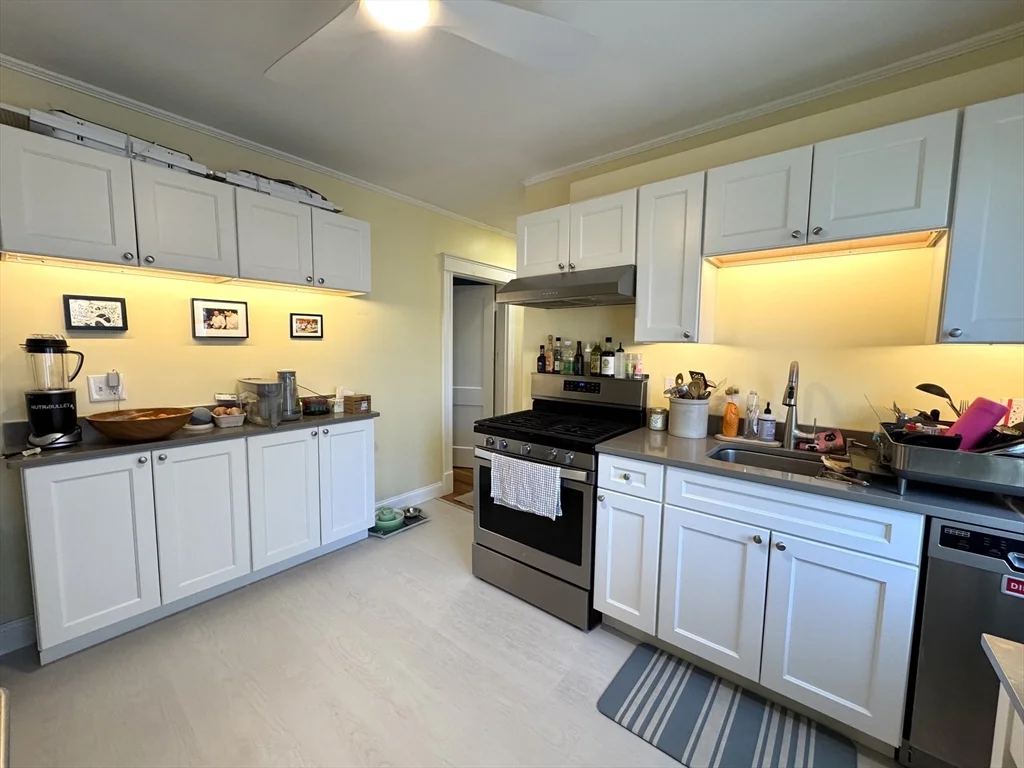 2 bed, 1 bath apartment for rent at 66 Marshall St Unit 1, Medford — photo 7 of 19