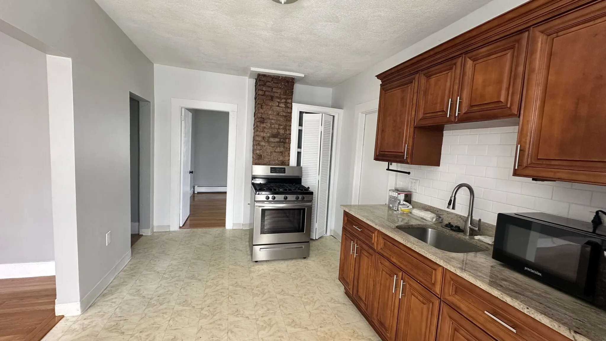 2 bed, 1 bath apartment for rent at 66 Morton Ave Unit 3, South Medford — photo 9 of 19