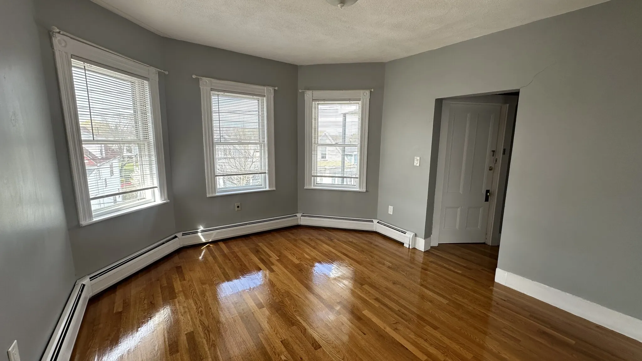 2 bed, 1 bath apartment for rent at 66 Morton Ave Unit 3, South Medford