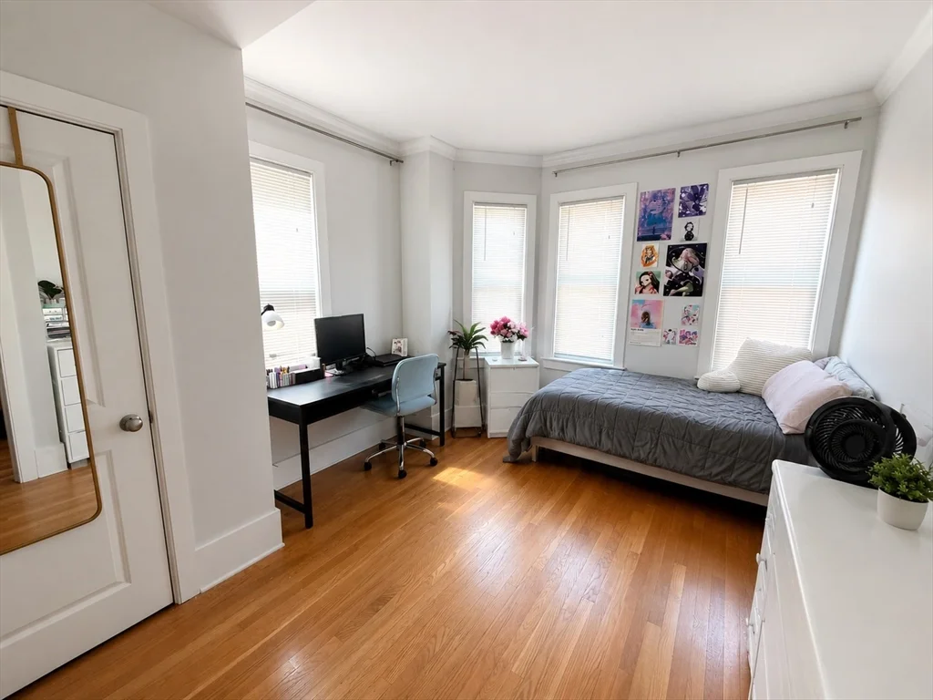 3 bed, 1 bath apartment for rent at 66 Mozart St Unit 2, Jamaica Plain — photo 6 of 9