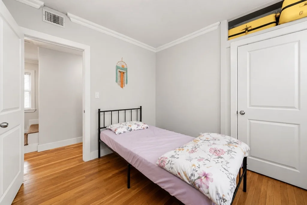 6 bed, 3 bath apartment for rent at 66 Mozart St Unit 3, Jamaica Plain — photo 2 of 11