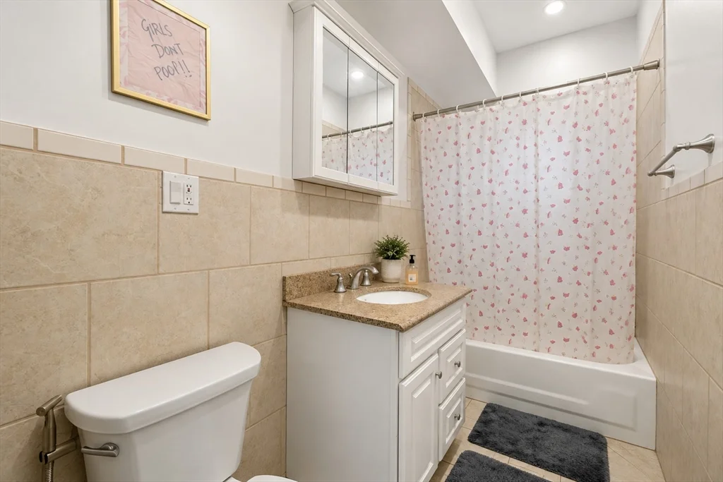 6 bed, 3 bath apartment for rent at 66 Mozart St Unit 3, Jamaica Plain — photo 4 of 11