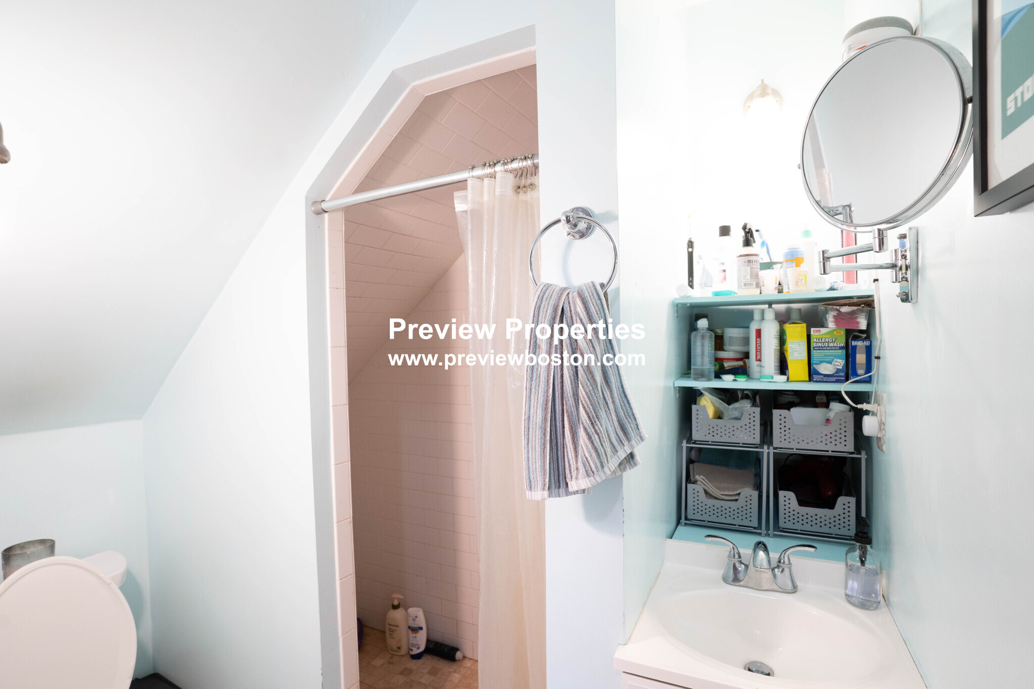6 bed, 2.5 bath apartment for rent at 66 Mozart St Unit 3P, Jamaica Plain — photo 8 of 16