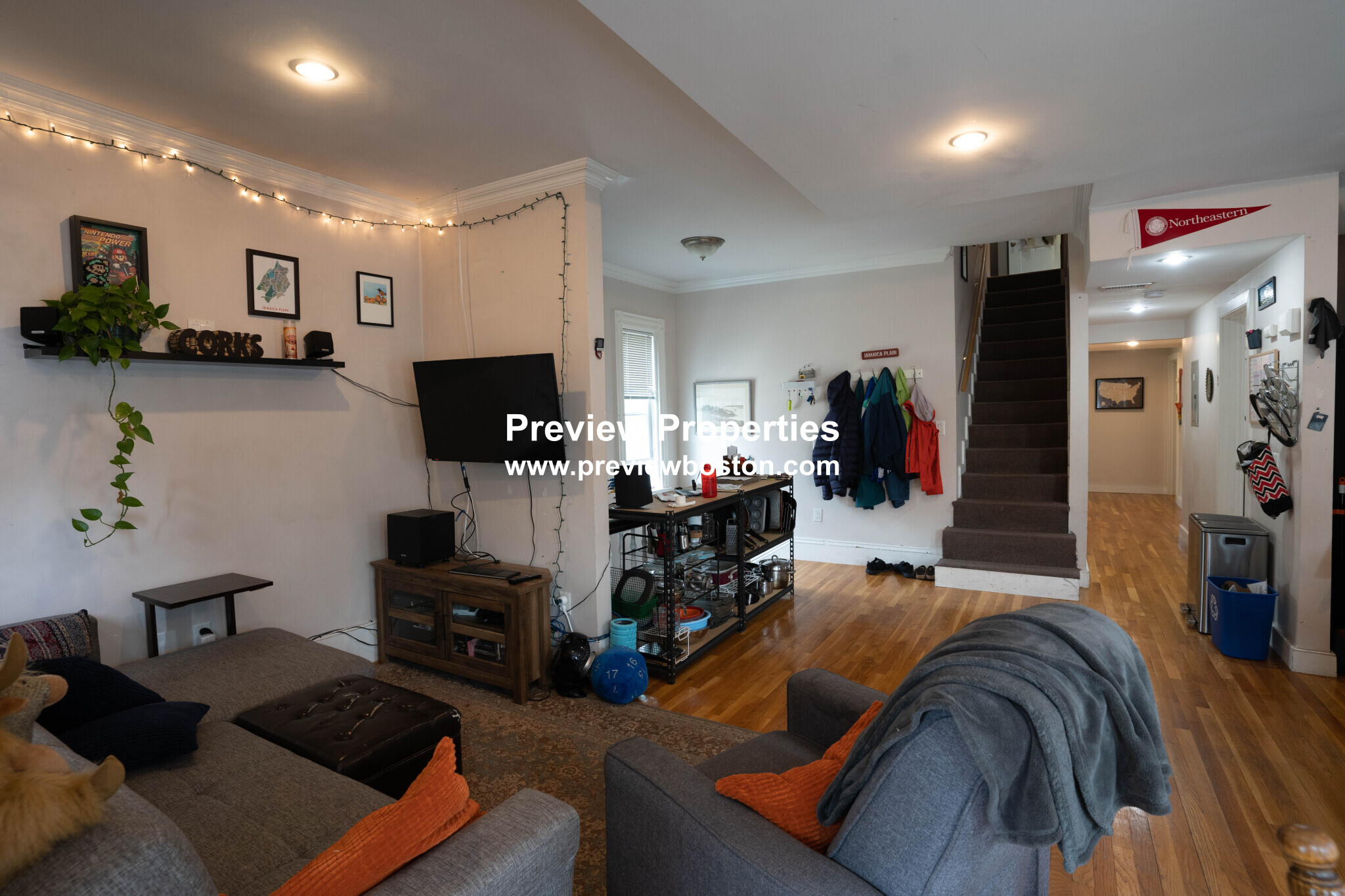 6 bed, 2.5 bath apartment for rent at 66 Mozart St Unit 3P, Jamaica Plain — photo 14 of 16
