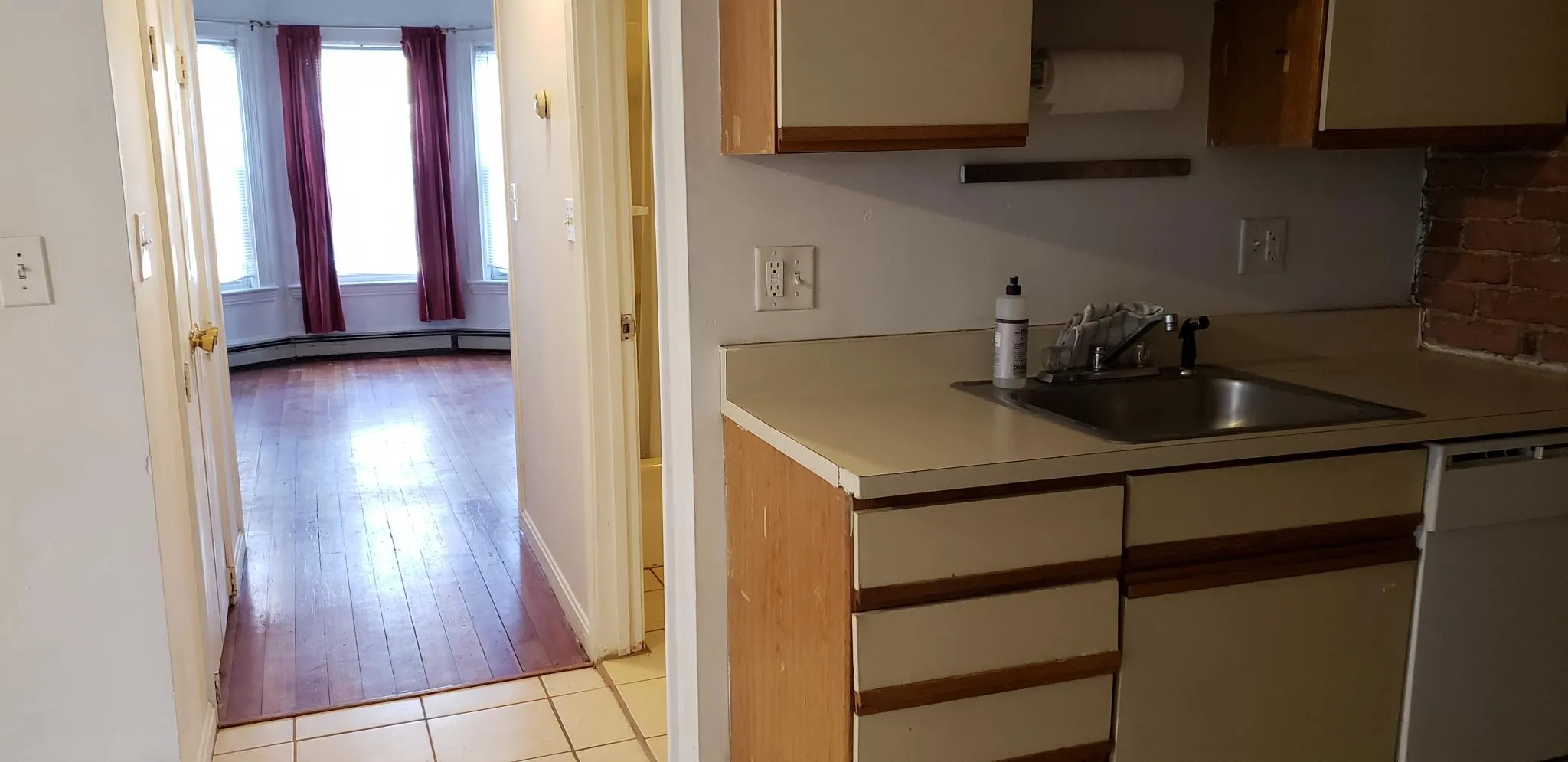 2 bed, 1 bath apartment for rent at 66 Murdock St Unit 1, Brighton — photo 5 of 15