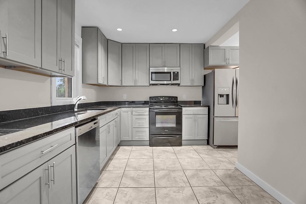 3 bed, 1 bath apartment for rent at 66 Pacific St Unit 1, Fitchburg — photo 4 of 12