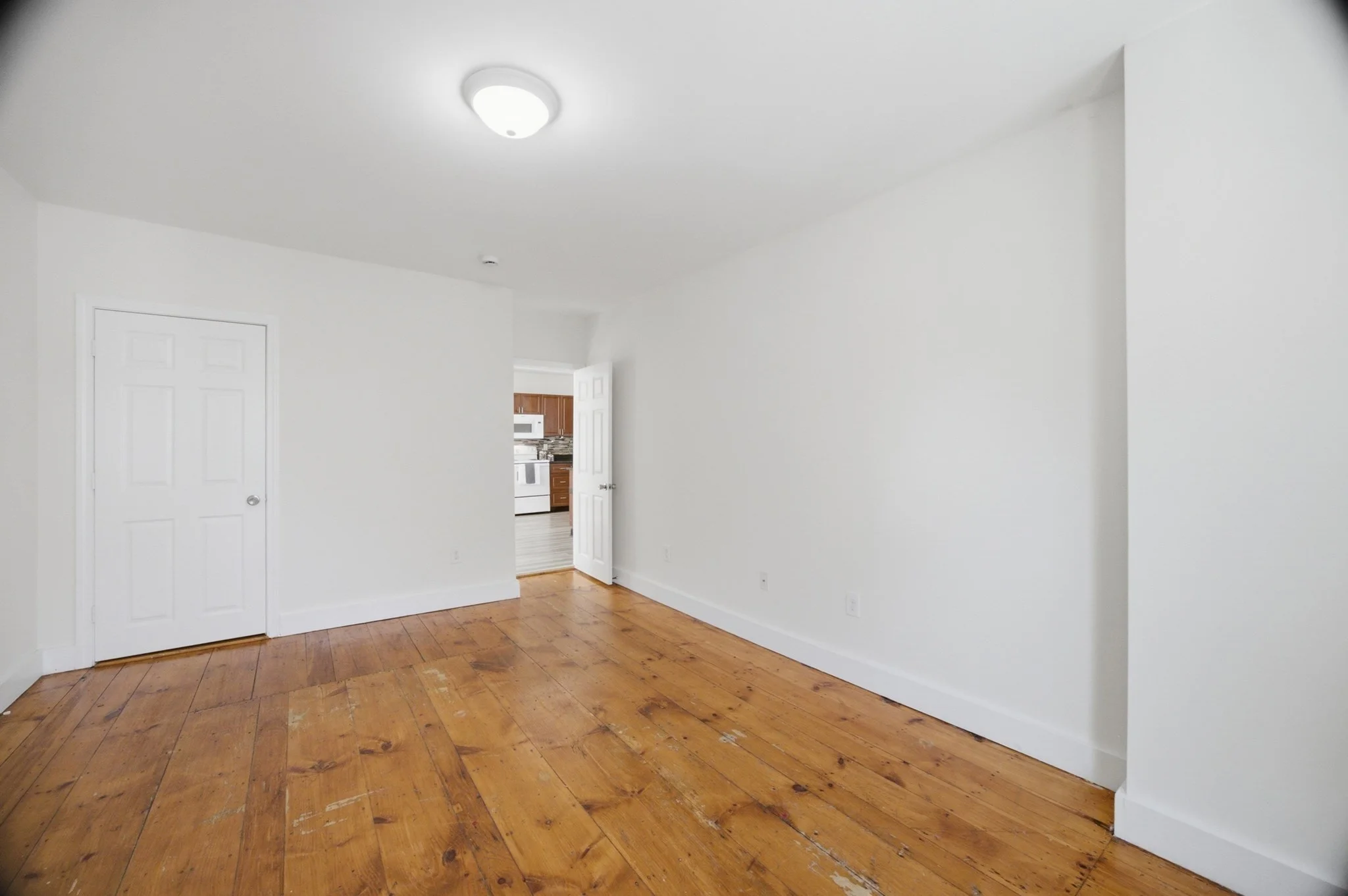 5 bed, 1 bath apartment for rent at 66 Pacific St Unit 2, Fitchburg — photo 14 of 36
