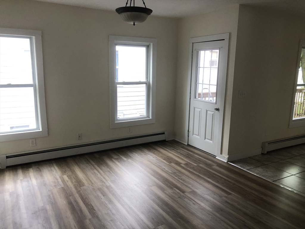 5 bed, 1 bath apartment for rent at 66 Pacific St Unit 2, Fitchburg — photo 5 of 19