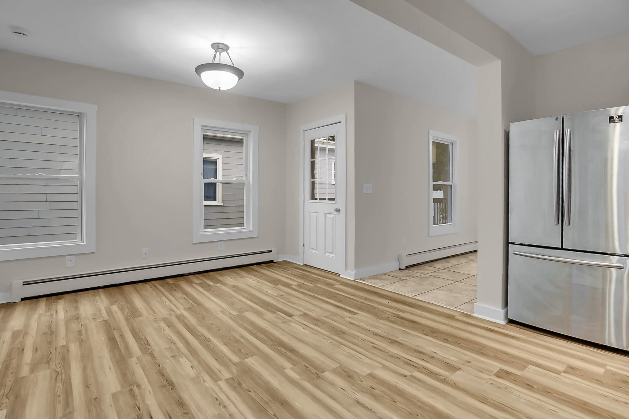 5 bed, 1 bath apartment for rent at 66 Pacific St Unit 2, Fitchburg — photo 3 of 19