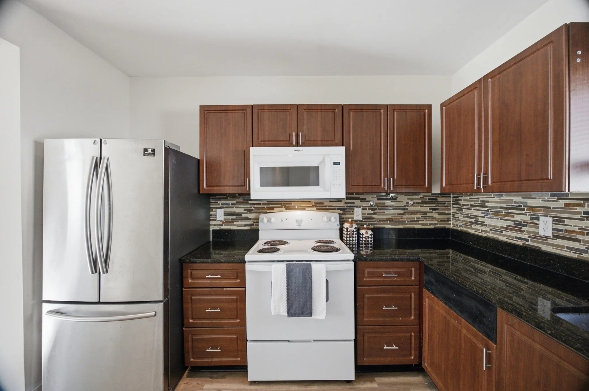 5 bed, 1 bath apartment for rent at 66 Pacific St Unit 2, Fitchburg — photo 30 of 36