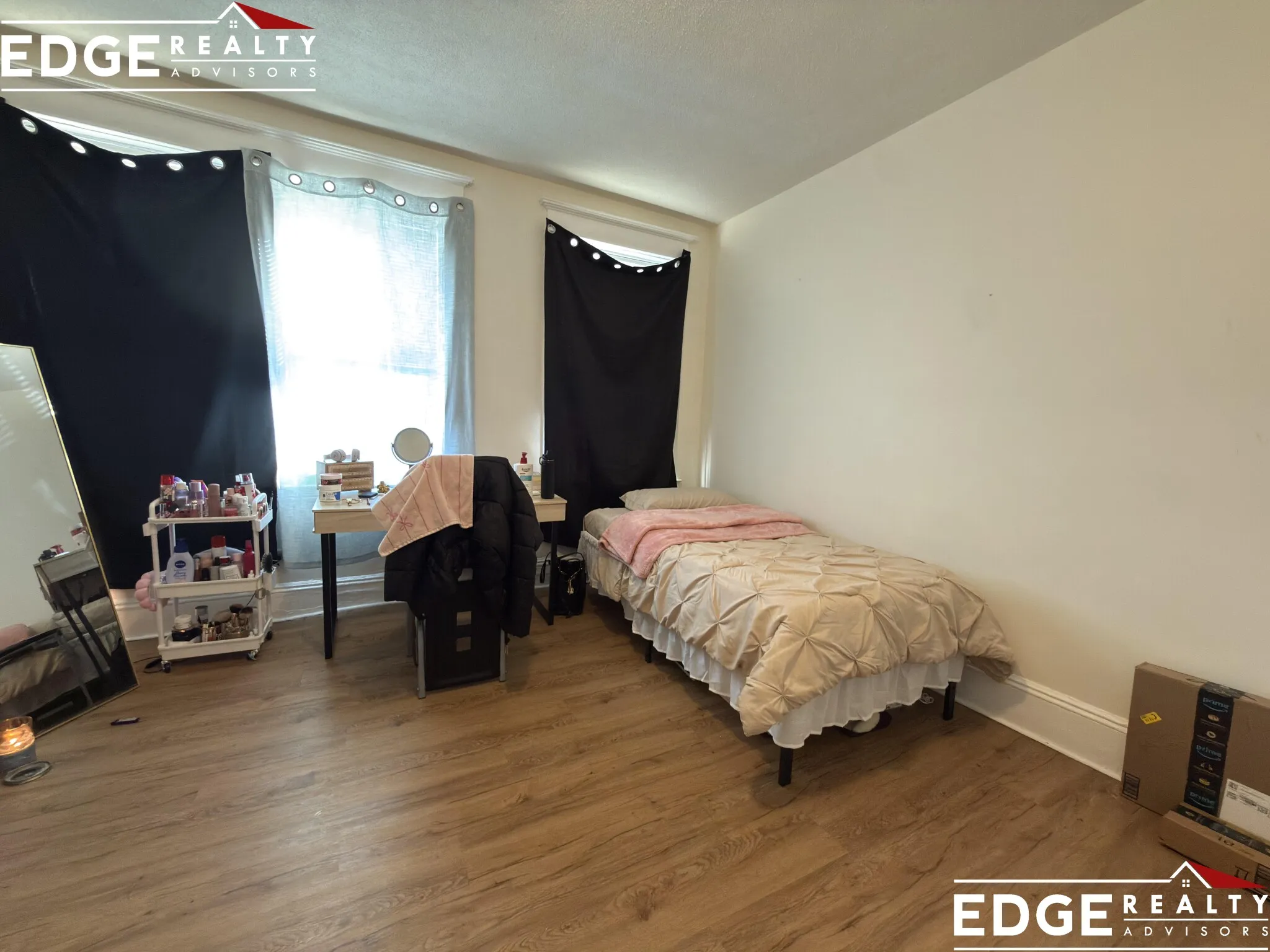 3 bed, 1 bath apartment for rent at 66 Park Vale Ave Unit 9, Brighton — photo 5 of 8