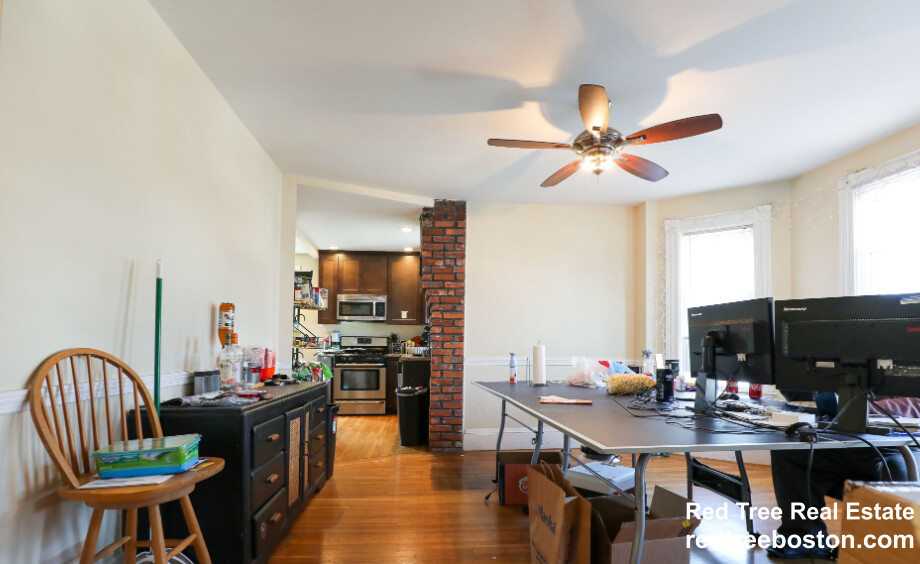 4 bed, 2 bath apartment for rent at 66 Parsons St Unit 2, Brighton — photo 2 of 10