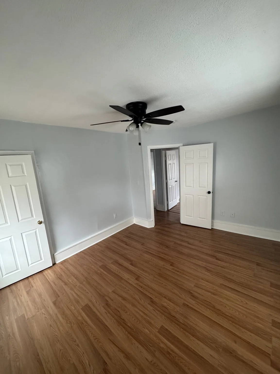 4 bed, 1 bath apartment for rent at 66 Pecker St Unit 2R, Haverhill — photo 13 of 13