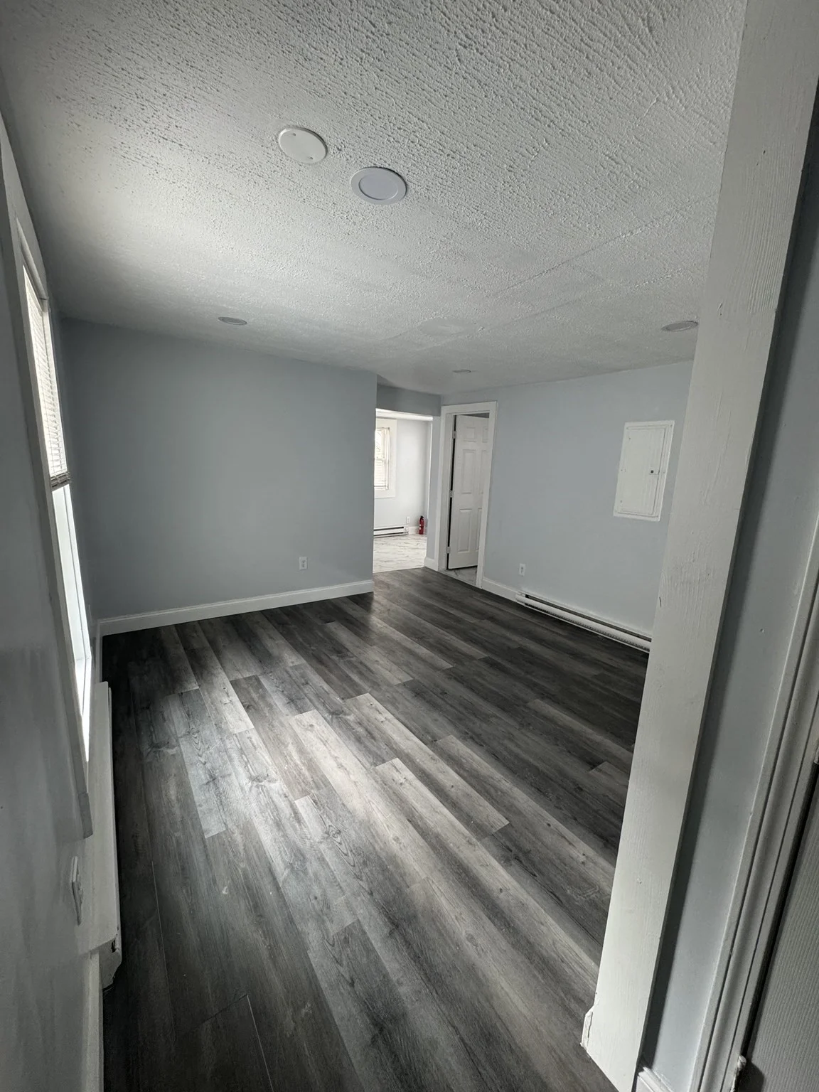 4 bed, 1 bath apartment for rent at 66 Pecker St Unit 2R, Haverhill