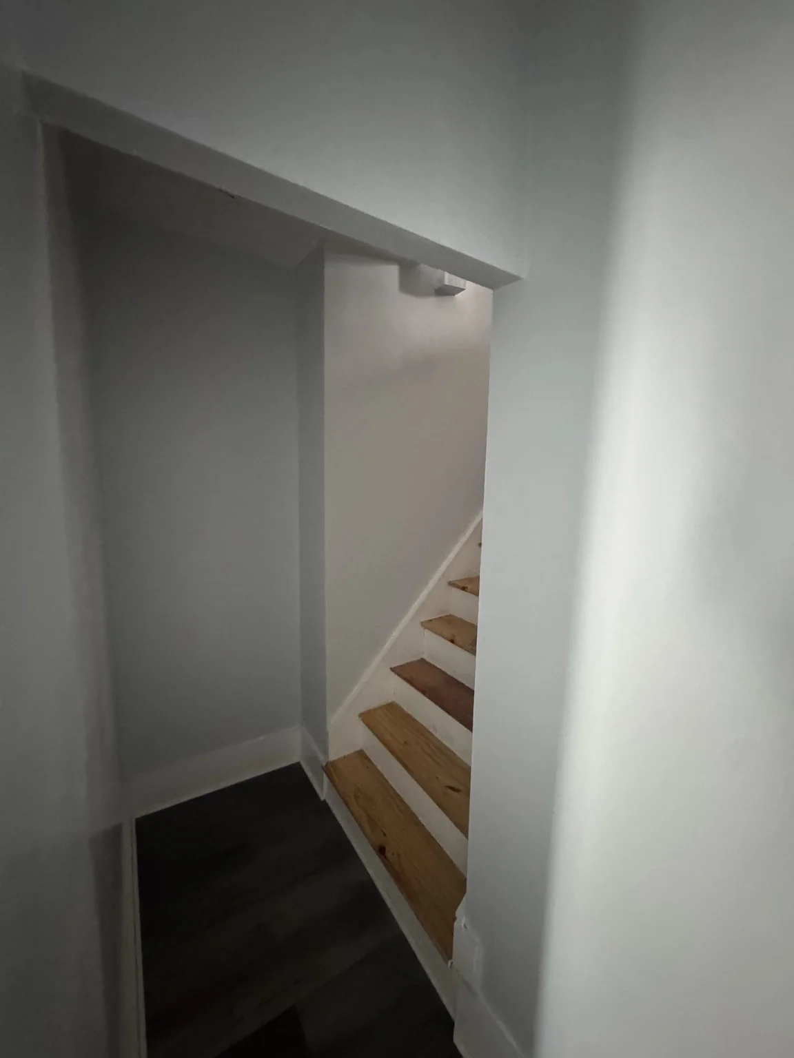 4 bed, 1 bath apartment for rent at 66 Pecker St Unit 2R, Haverhill — photo 6 of 13