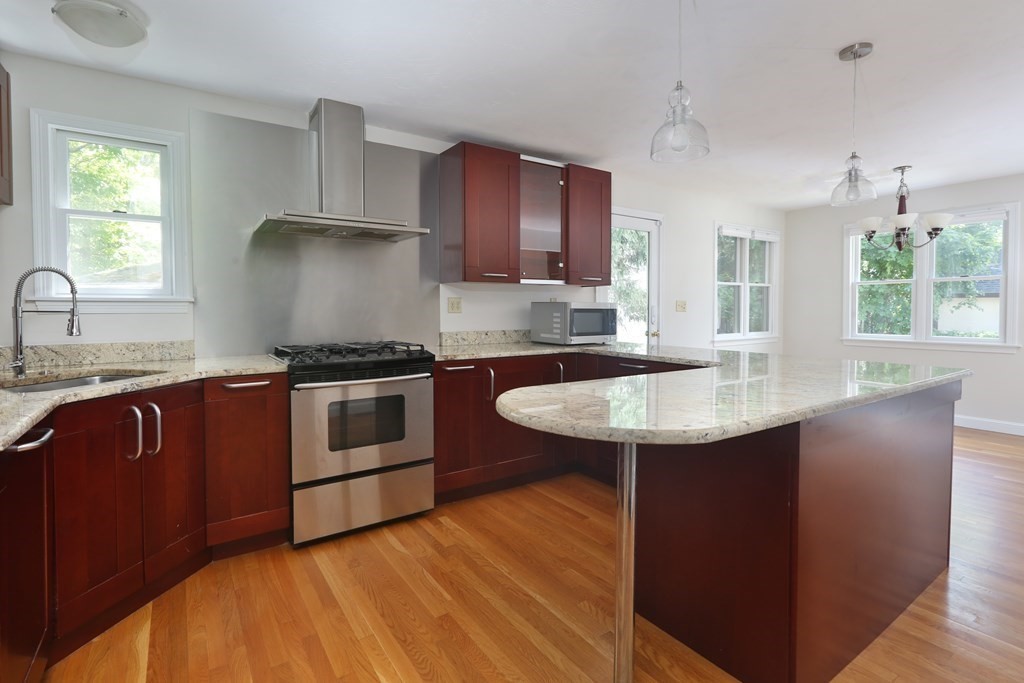 5 bed, 3 bath apartment for rent at 66 Pelham St, Newton Center — photo 2 of 5