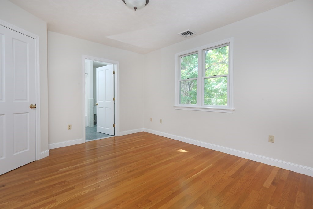 5 bed, 3 bath apartment for rent at 66 Pelham St, Newton Center — photo 5 of 5