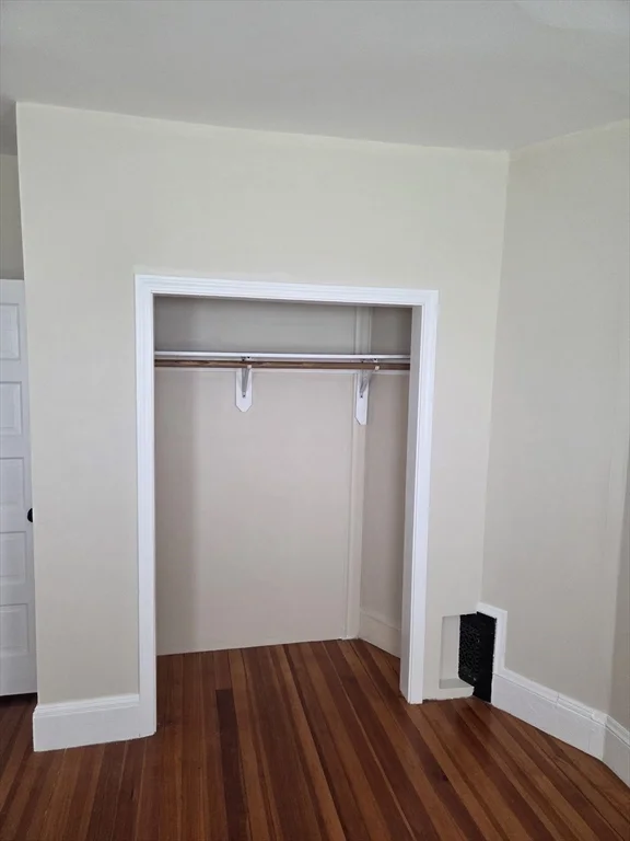 3 bed, 1 bath apartment for rent at 66 Percival St Unit 3, Dorchester — photo 9 of 16