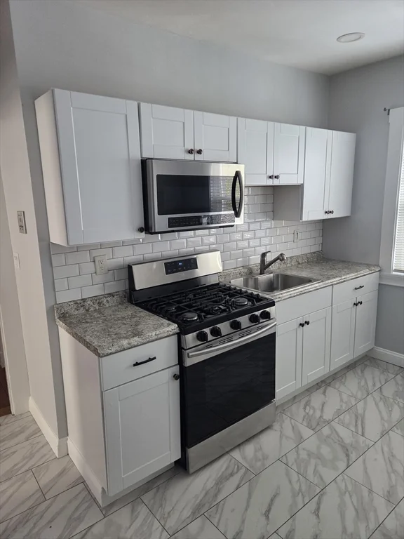 3 bed, 1 bath apartment for rent at 66 Percival St Unit 3, Dorchester — photo 15 of 16