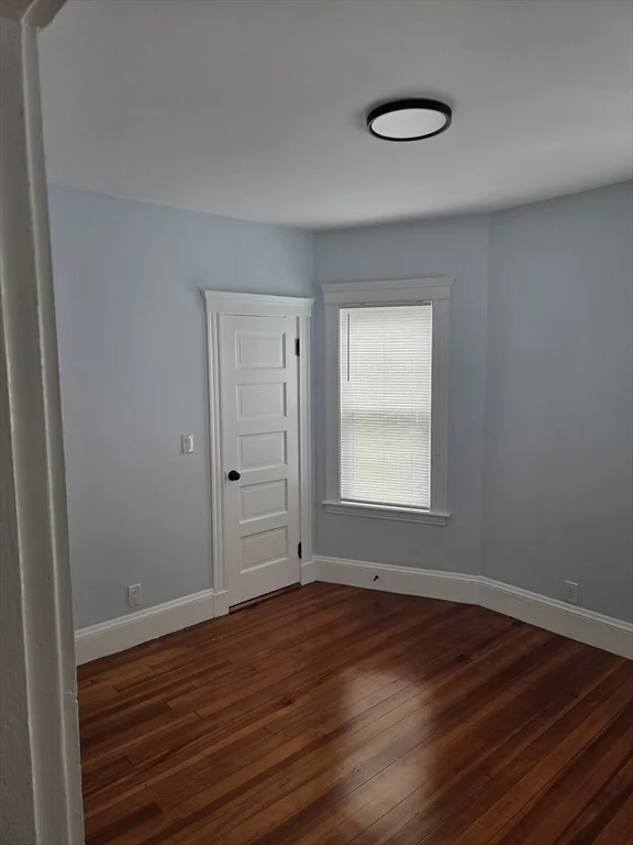 3 bed, 1 bath apartment for rent at 66 Percival St Unit 3, Dorchester — photo 7 of 16