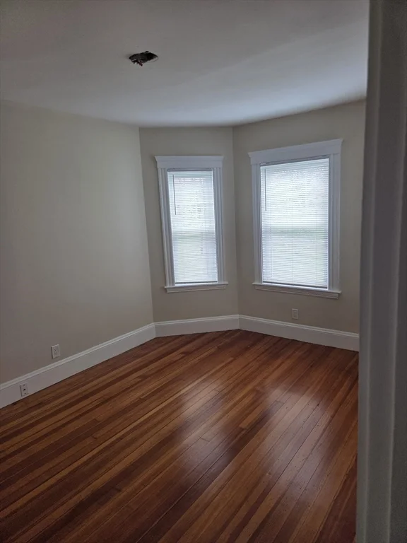 3 bed, 1 bath apartment for rent at 66 Percival St Unit 3, Dorchester — photo 11 of 16