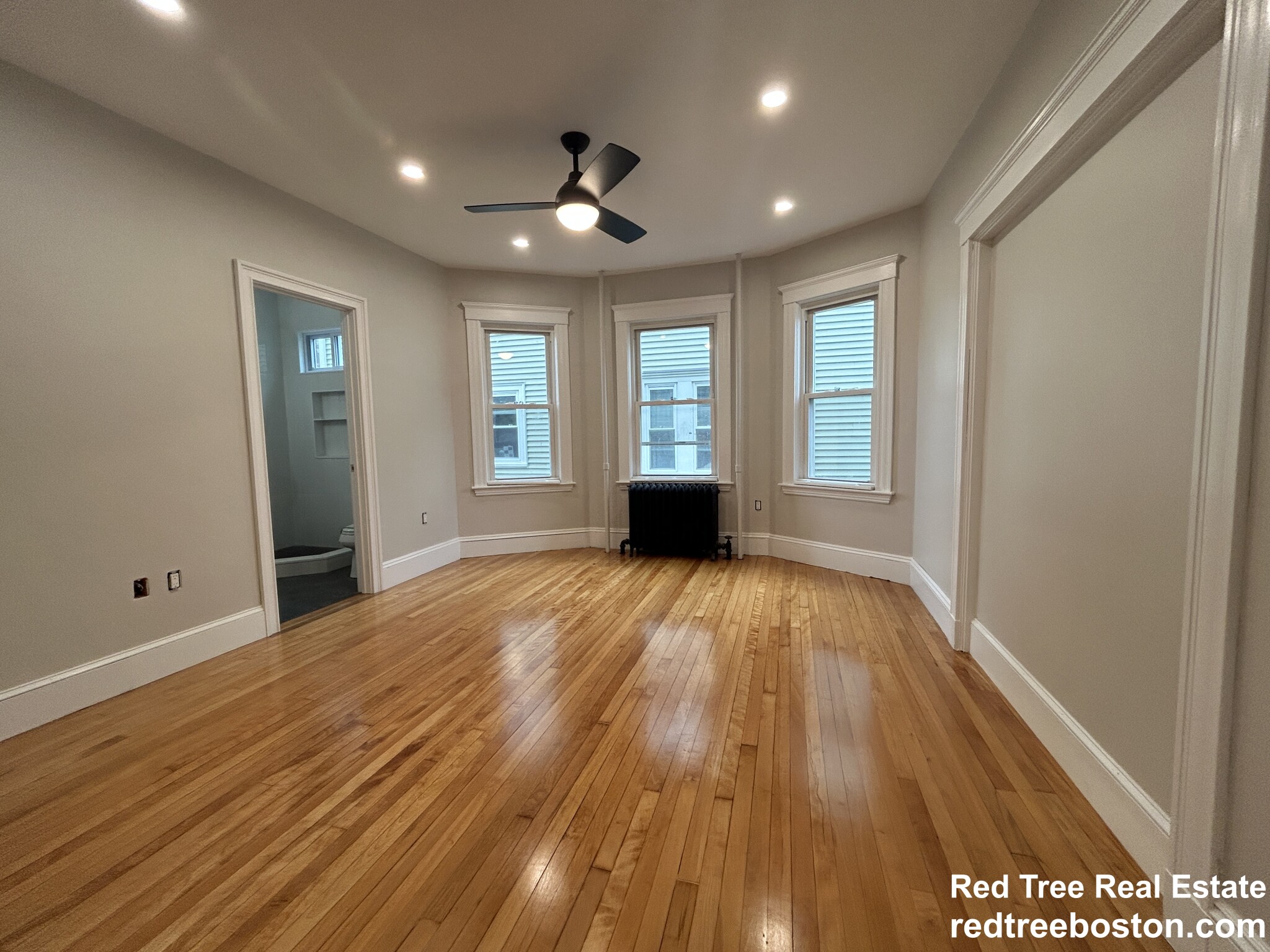 4 bed, 2 bath apartment for rent at 66 Perthshire St Unit 1, Brighton