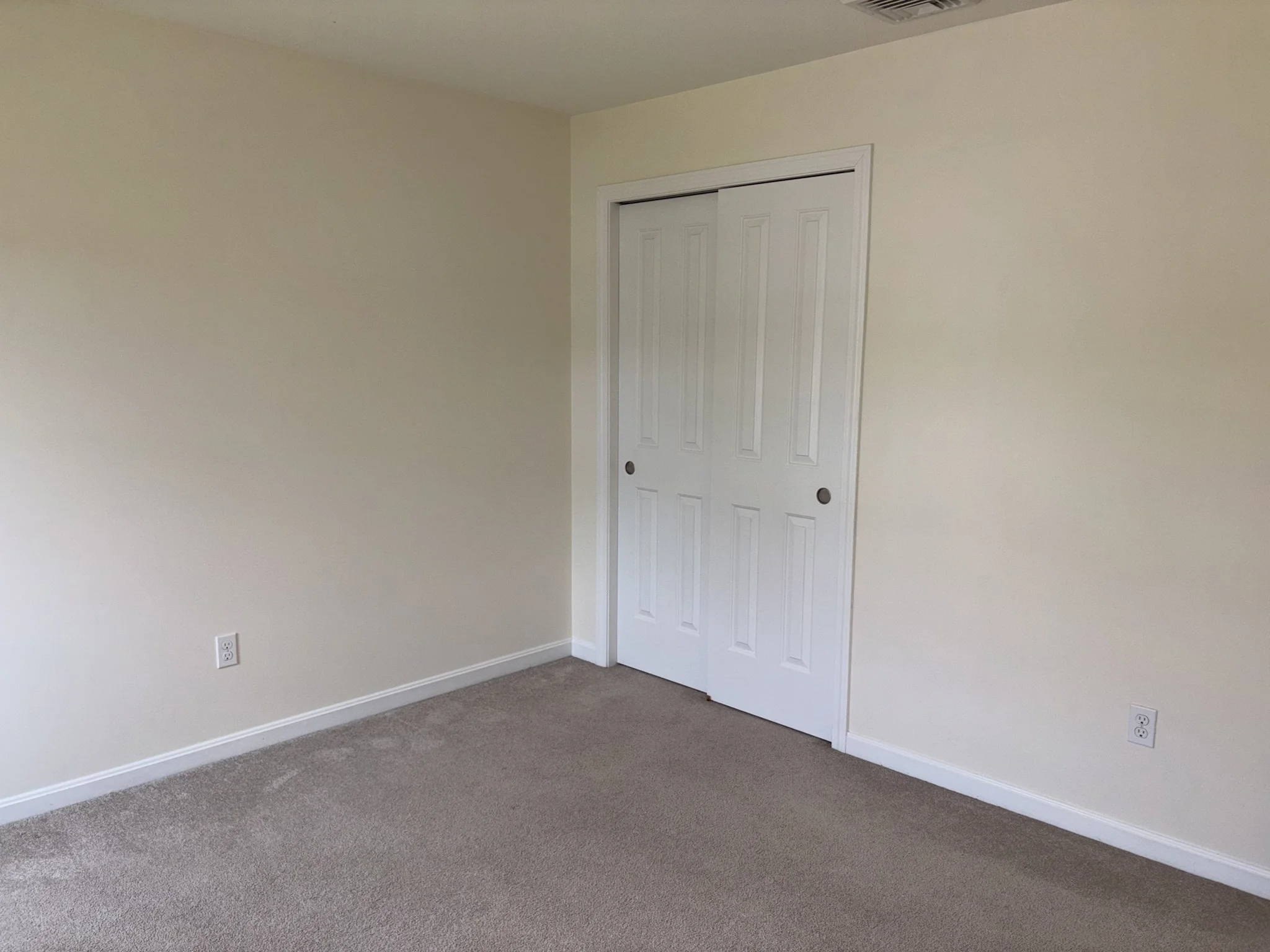 4 bed, 2 bath apartment for rent at 66 Pioneer Trl, Plymouth — photo 28 of 39