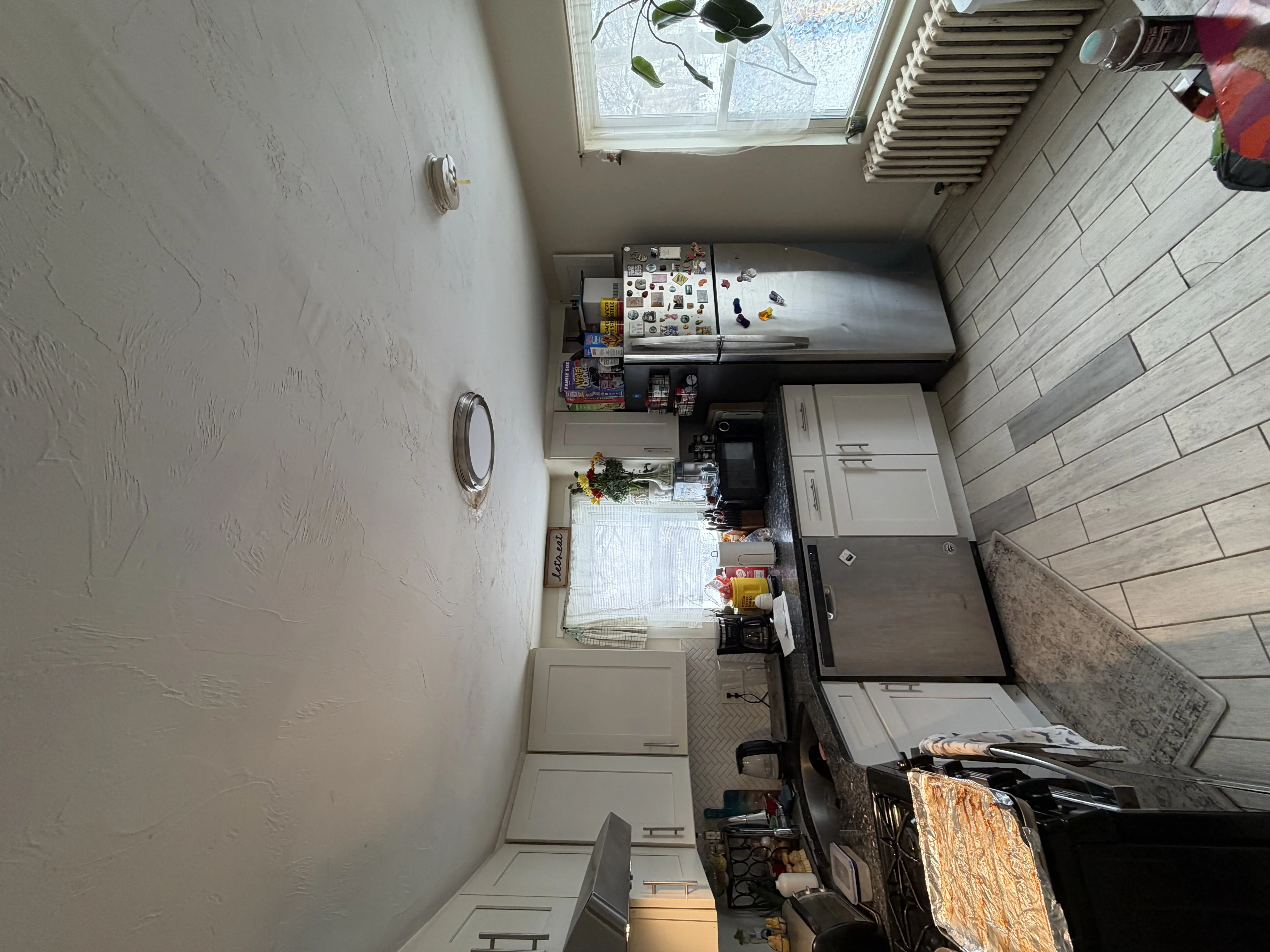 3 bed, 1 bath apartment for rent at 66 Pleasant St Unit 0, Quincy — photo 2 of 19