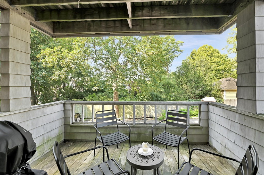 3 bed, 2 bath apartment for rent at 66 Prospect St Unit 1, Marblehead — photo 12 of 30