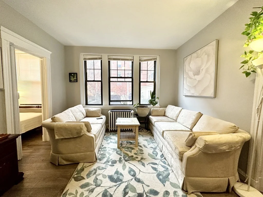 1 bed, 1 bath apartment for rent at 66 Queensberry St Unit 1, Fenway — photo 1 of 16