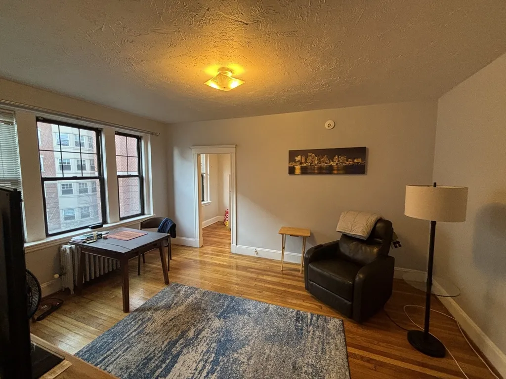 1 bed, 1 bath apartment for rent at 66 Queensberry St Unit 315, Fenway — photo 1 of 7