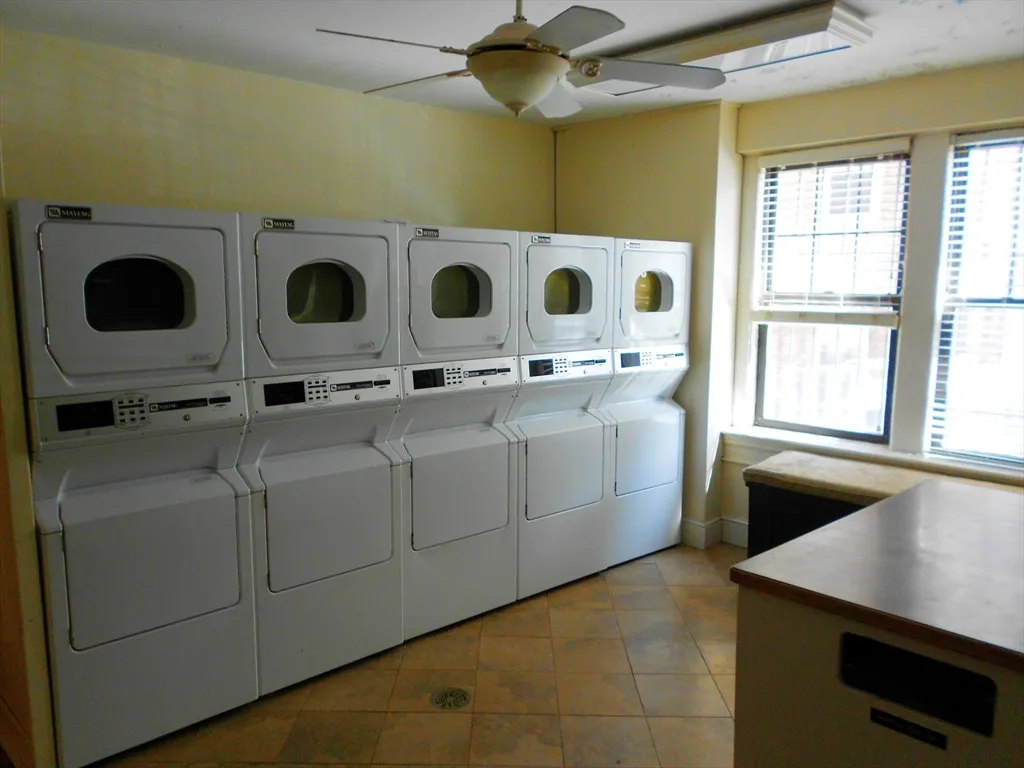1 bed, 1 bath apartment for rent at 66 Queensberry St Unit 315, Fenway — photo 6 of 7